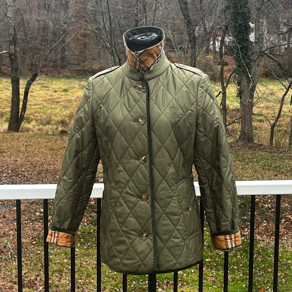 Burberry Fernhill Quilted Authentic Utility Jacket Size large